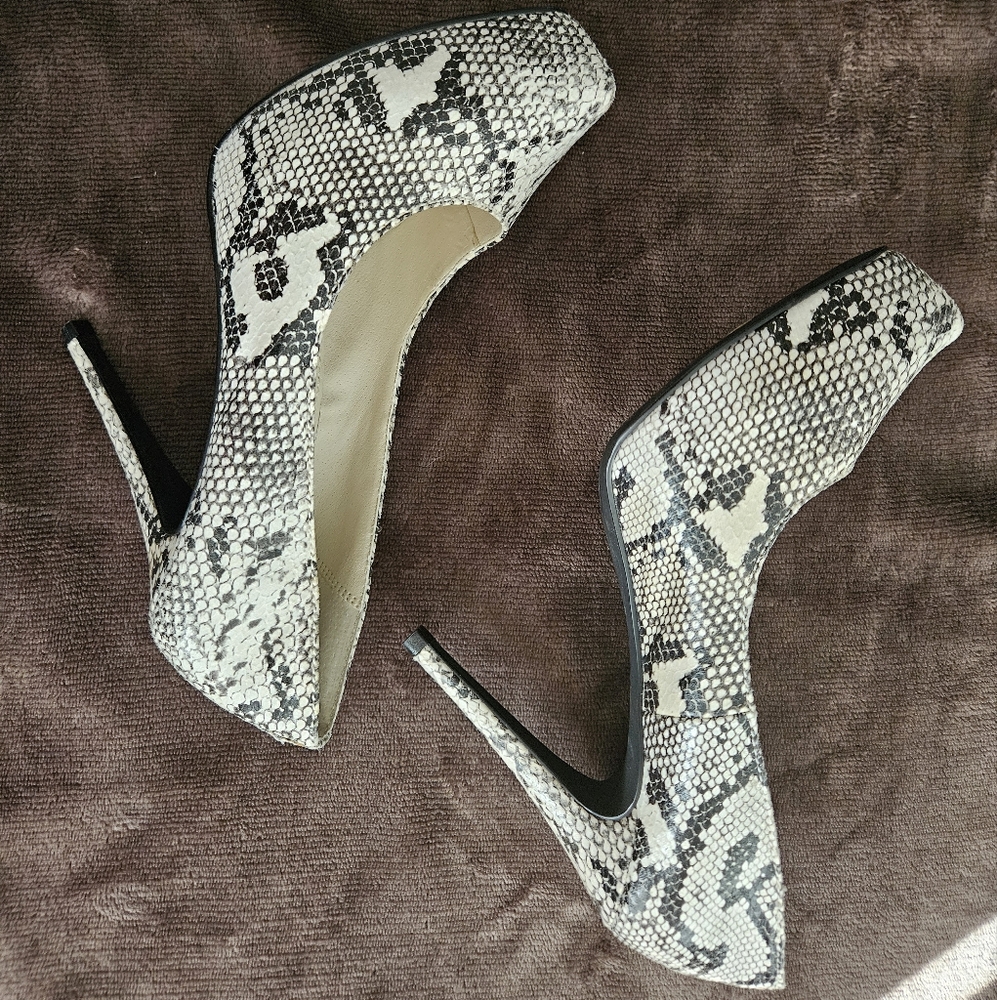 Colin Stuart snake print shoes